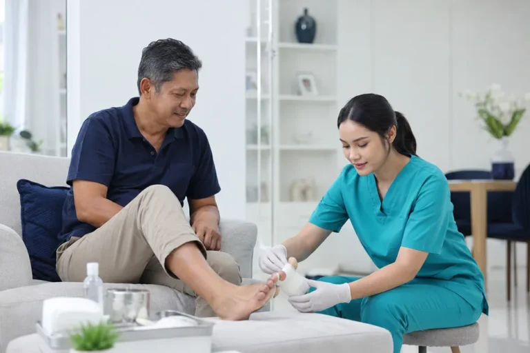 Pengobatan Rumahan Luka Diabetes: Apa yang Aman Dilakukan di Rumah dan Kapan Harus Mendapatkan Perawatan Profesional?